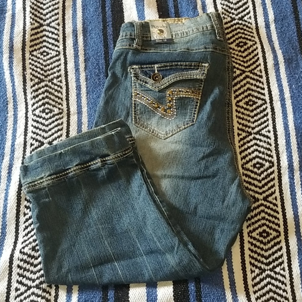 Royalty Capris